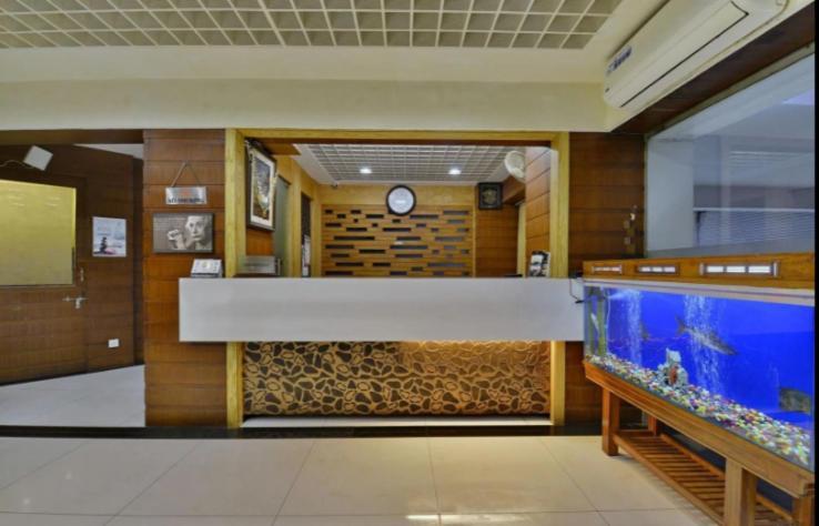 Hotel Puneet International Rāipur Exterior foto